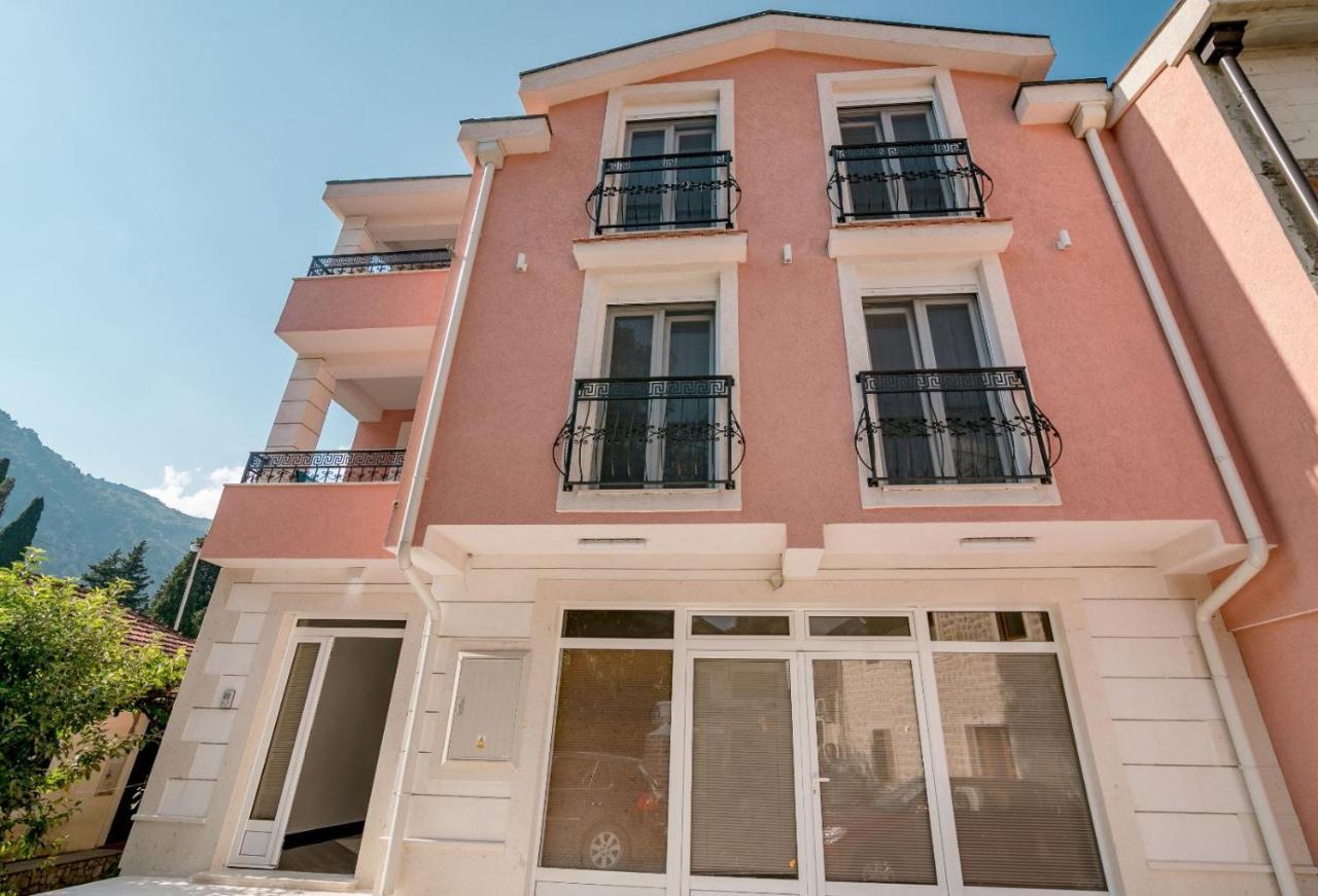 Apartmani Matej Kotor Zewnętrze zdjęcie