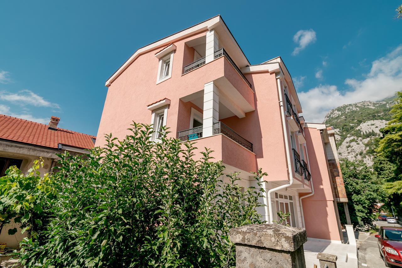 Apartmani Matej Kotor Zewnętrze zdjęcie